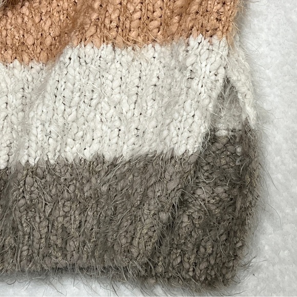 Altar'd State Women Sweater Cream Gray Striped Color Block Pullover Eyelash XS/S - Picture 3 of 9